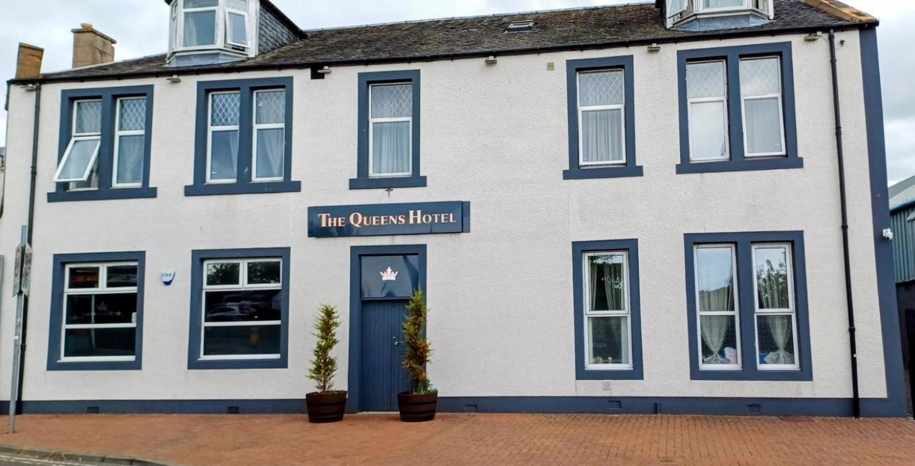 The Queens Hotel Cardenden Exterior photo